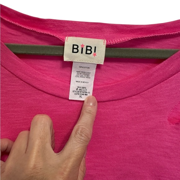 BiBi pink ‎ Distressed 'MAMA' Tee - Picture 5 of 5